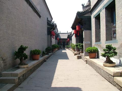 �������ײ����