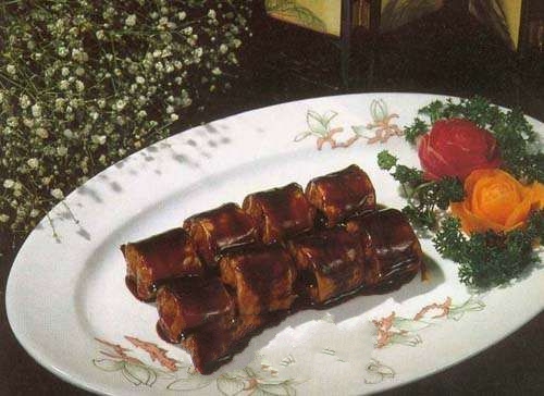 ���պ���