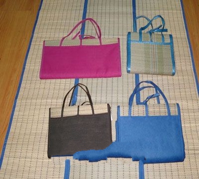 ۴������