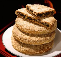 �������