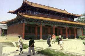 ������ɽ������