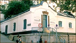 ��Ӻӿ������־�ַ