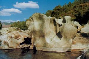 ��ɽ�ڳ����ƽ�