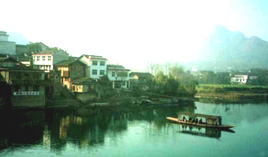 ͭ���ڽ�Сɽ��