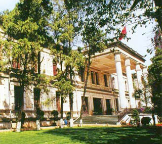 ���������������¥