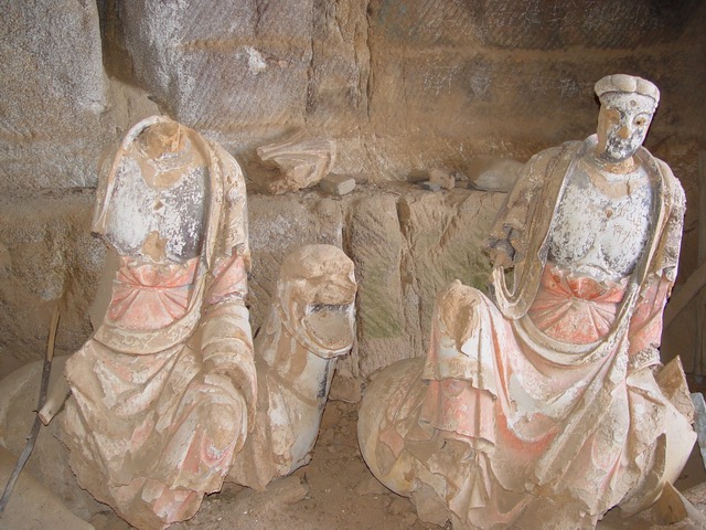 �������