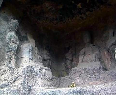 ������Ӧɽʯ����