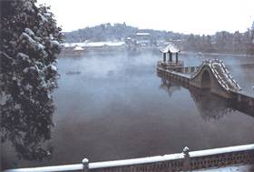 ������ذ�Ȫ