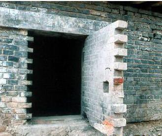 ɽ������ͷ�ص�