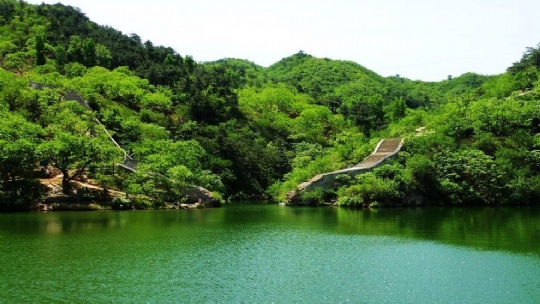 �������ɽ