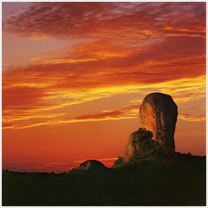 ���컪��ʯ