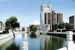 ̫ԭ�����˹�ɭ�ֹ�԰