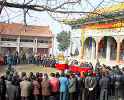 ��ƽ٤����