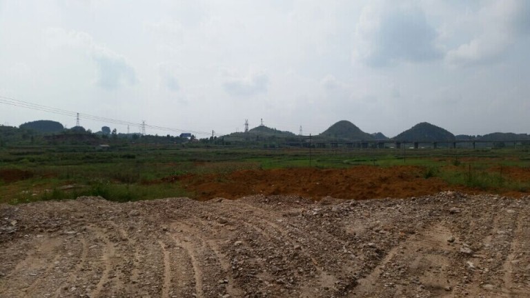  �Ĵ�ʡüɽ�ж��µ�Ƭ�����н����õ�ʹ��Ȩ