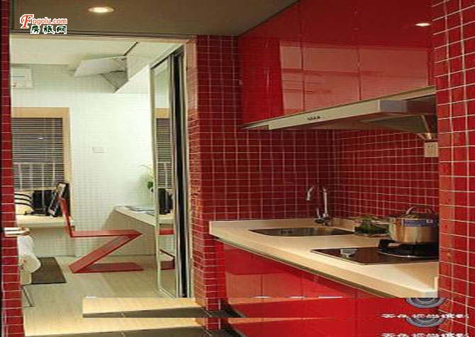    ����������װ��Ԣ���ڳ��⣨�긶3000/�£�