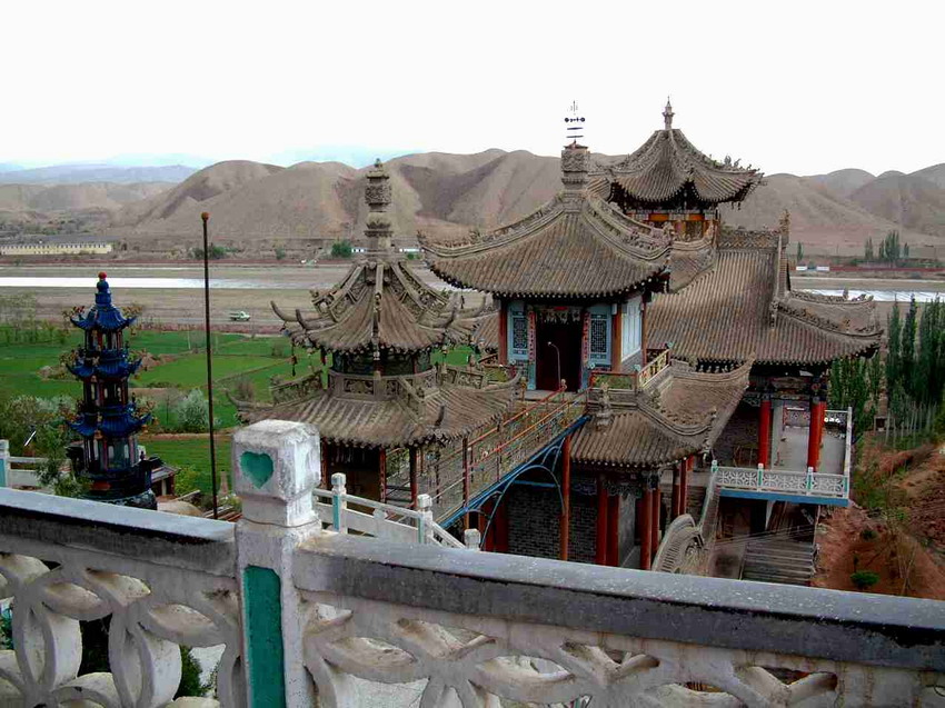 ����ƽ����ɽ��ʯ��