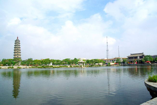 ɽ�������Ǻ���԰